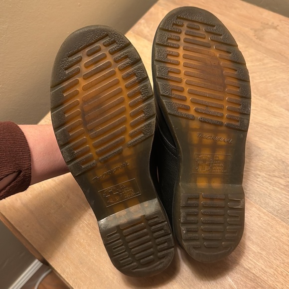 Dr. Martens 1461 Oxford - Black Low Top Docs - Picture 6 of 8